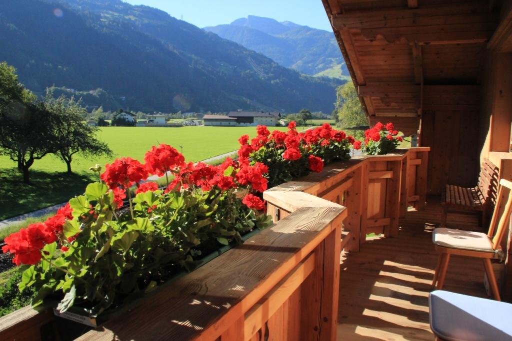 Apart Eberharter Aschau Im Zillertal 外观 照片